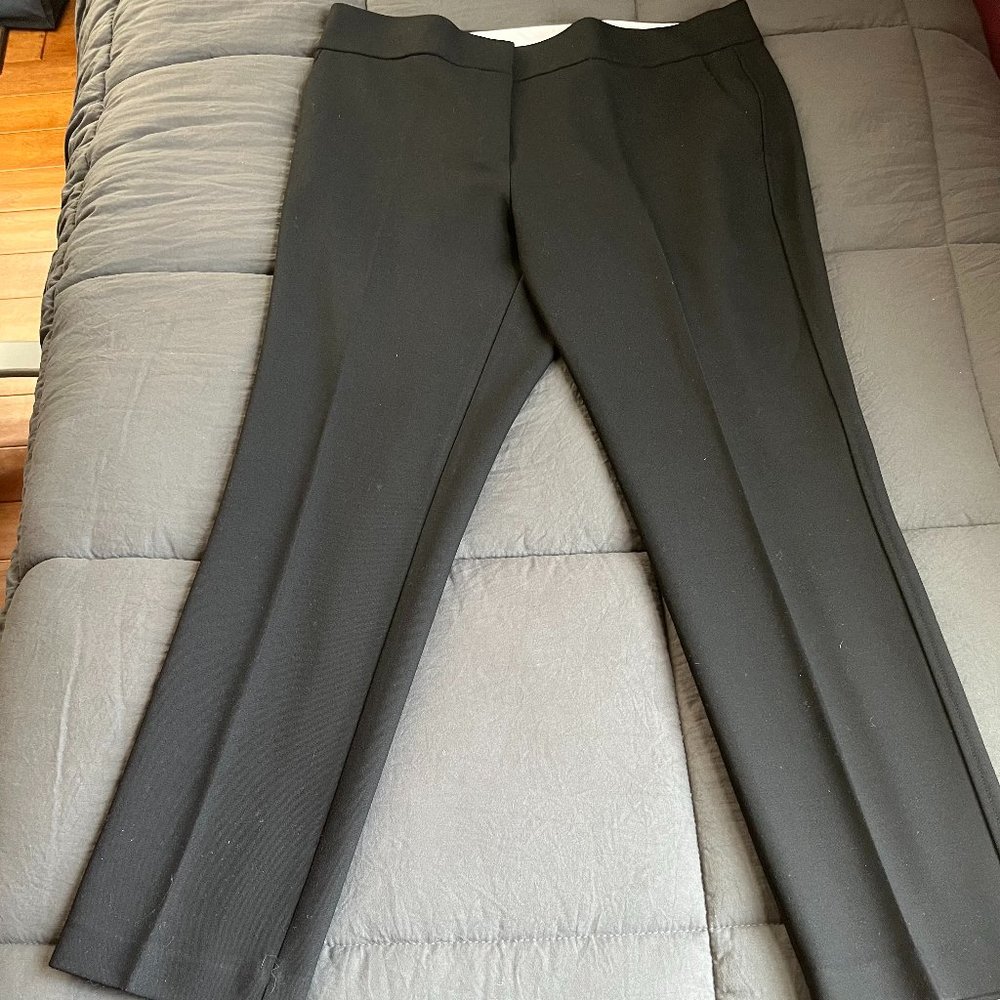 Loft: Marisa fit. Ankle pants. Black. Size 8